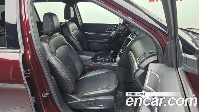 Ford Explorer 3.5 Limited 4WD 5th 2018 — фото 15