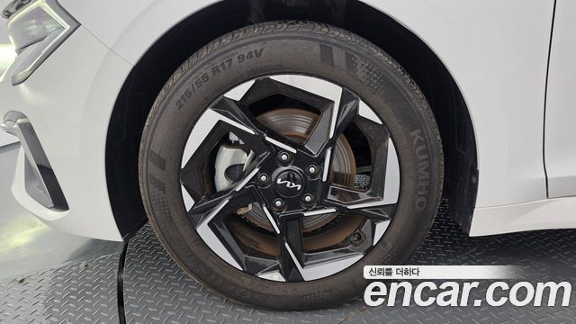 Kia K5 (III) 2.0 Prestige 2025 — фото 5