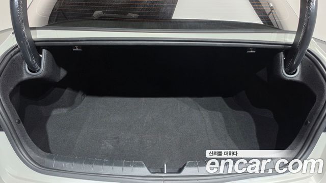 Kia K5 (III) 2.0 Prestige 2025 — фото 18