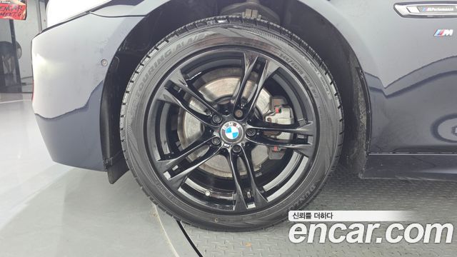 BMW 5 Series (F10) 520d xDrive M Aero Dynamic 2016 — фото 5
