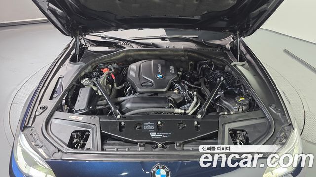 BMW 5 Series (F10) 520d xDrive M Aero Dynamic 2016 — фото 6