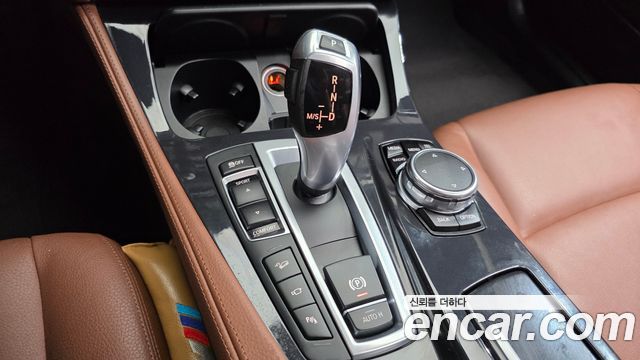BMW 5 Series (F10) 520d xDrive M Aero Dynamic 2016 — фото 9