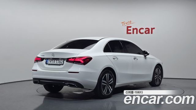 Mercedes-Benz A-Class (W177) A220 Sedan 2021 — фото 2