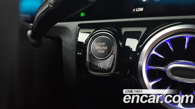 Mercedes-Benz A-Class (W177) A220 Sedan 2021 — фото 17
