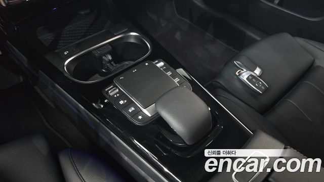 Mercedes-Benz A-Class (W177) A220 Sedan 2021 — фото 19