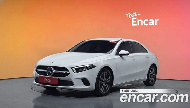 Mercedes-Benz A-Class (W177) A220 Sedan