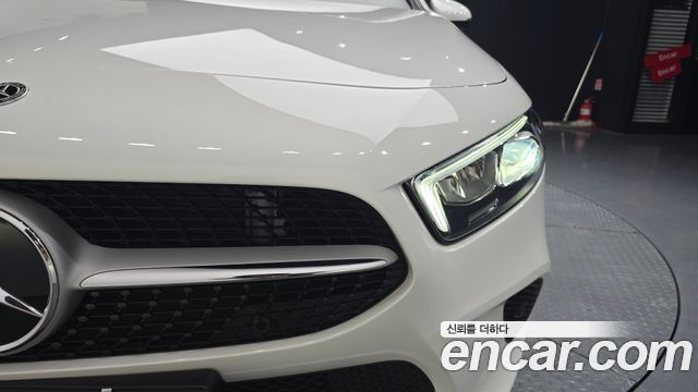 Mercedes-Benz A-Class (W177) A220 Sedan 2021 — фото 22