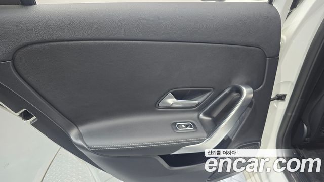 Mercedes-Benz A-Class (W177) A220 Sedan 2021 — фото 25