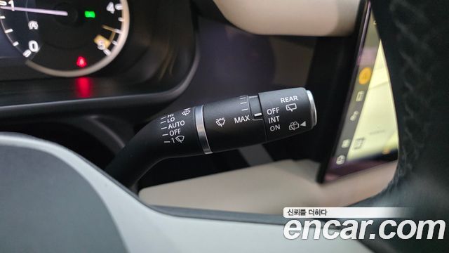 Land Rover Defender (L663) 90 D250 SE 2023 — фото 16
