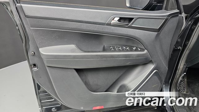 KG Mobility (SsangYong) Rexton Sports Khan Diesel 2.2 4WD Wild 2024 — фото 24