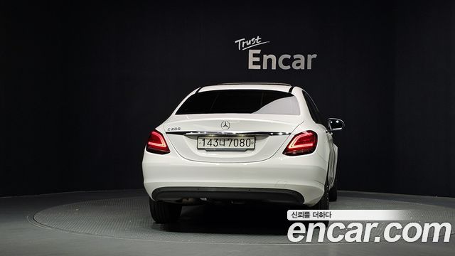 Mercedes-Benz C-Class (W205) C200 2020 — фото 4