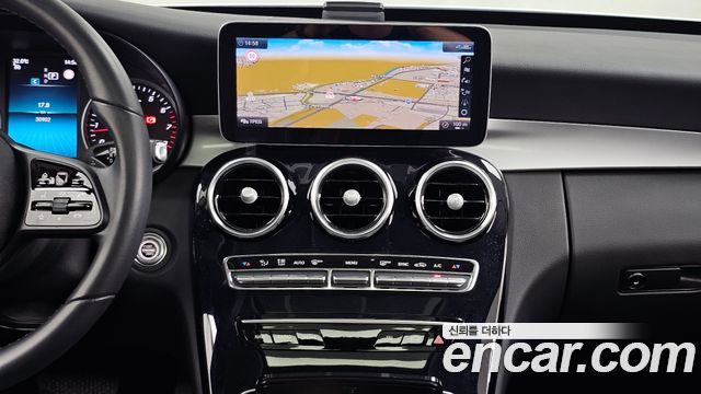 Mercedes-Benz C-Class (W205) C200 2020 — фото 18