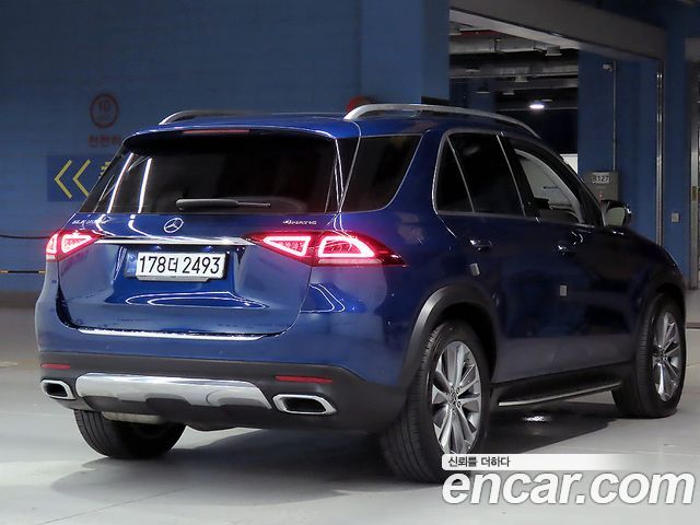 Mercedes-Benz GLE-Class (W167) GLE300d 4MATIC 2021 — фото 2