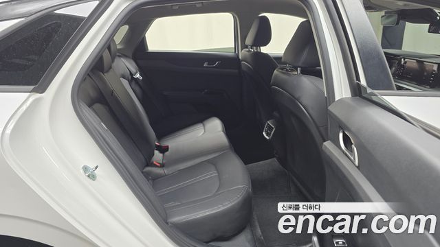 Kia K5 (III) 2.0 LPI(Renter car) Trandy 2022 — фото 12