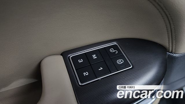 Land Rover Range Rover Sport (II) 3.0 SC HSE Dynamic 2016 — фото 17