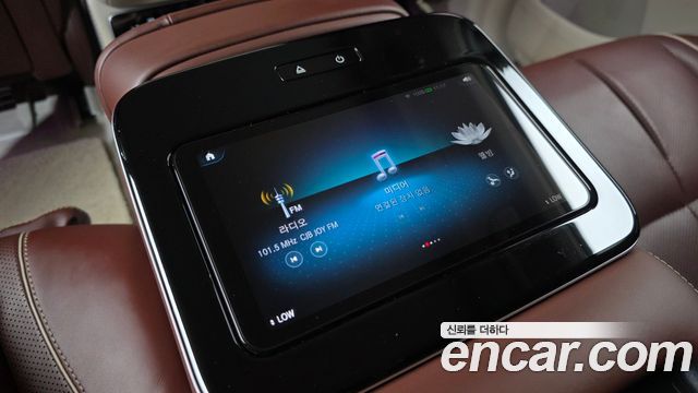 Mercedes-Benz GLS-Class (X167) Maybach GLS600 4MATIC 2023 — фото 20