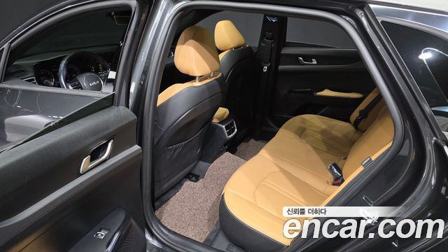 Kia K5 (III) 1.6 Turbo Prestige 2023 — фото 26