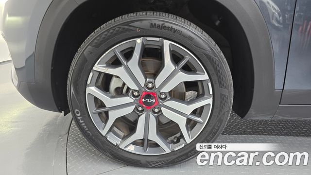 Kia Seltos Gasoline 1.6 Turbo 2WD Signature 2022 — фото 5