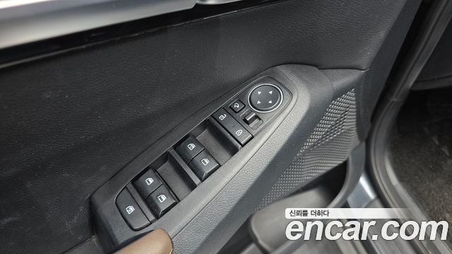 Kia Seltos Gasoline 1.6 Turbo 2WD Signature 2022 — фото 35