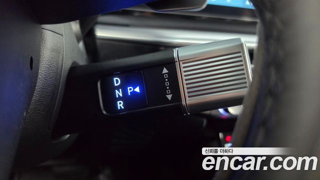 Hyundai Grandeur (GN7) 3.5 LPG 2WD (Taxi) Deluxe 2023 — фото 9