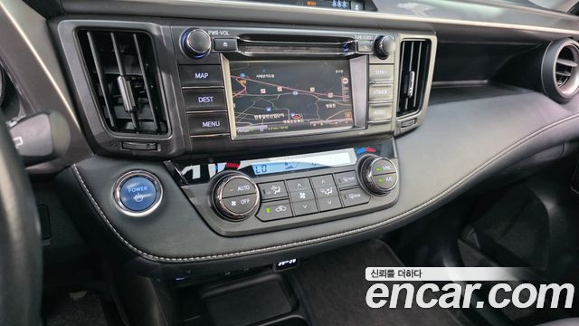 Toyota RAV4 2.5 4WD Hybrid 4th 2018 — фото 14