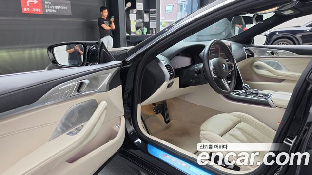 BMW 8 Series (G15) M850i xDrive Gran Coupe 2022 — фото 10