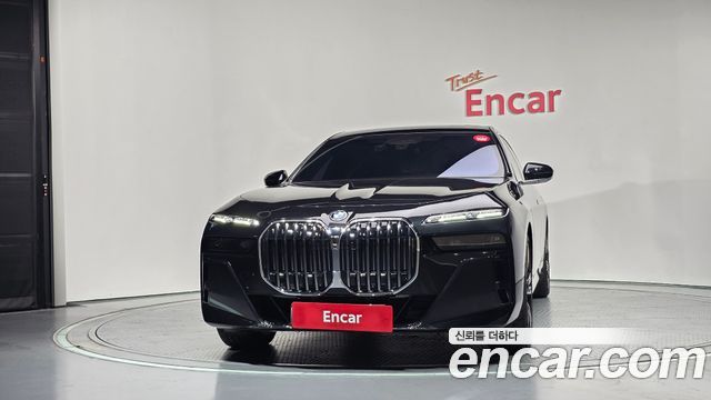 BMW 7 Series (G70) 750e xDrive M Sport 2026 — фото 3