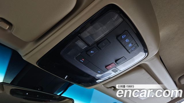 Hyundai Staria 4WD Tourer 11-Seater Modern 2023 — фото 19