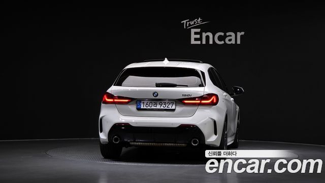 BMW 1 Series (F40) 120i M Sports 2024 — фото 4