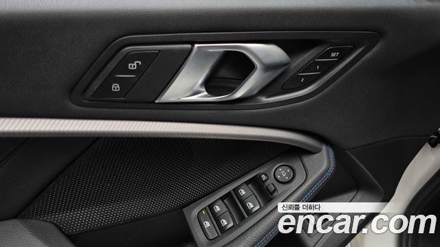 BMW 1 Series (F40) 120i M Sports 2024 — фото 18