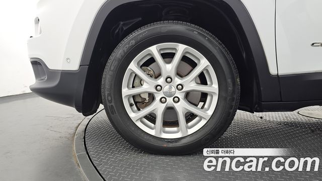 Jeep Cherokee (KL) 2.0 Diesel Longitude AWD 2015 — фото 5