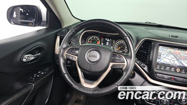 Jeep Cherokee (KL) 2.0 Diesel Longitude AWD 2015 — фото 13