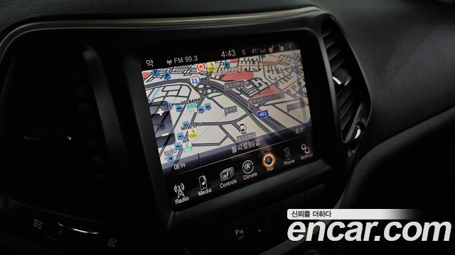 Jeep Cherokee (KL) 2.0 Diesel Longitude AWD 2015 — фото 14