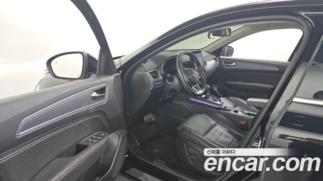 Renault Korea XM3 1.3 TCe RE Signature 2023 — фото 10