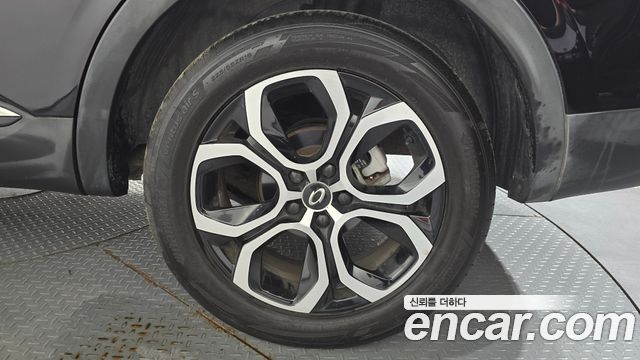 Renault Korea XM3 1.3 TCe RE Signature 2023 — фото 21