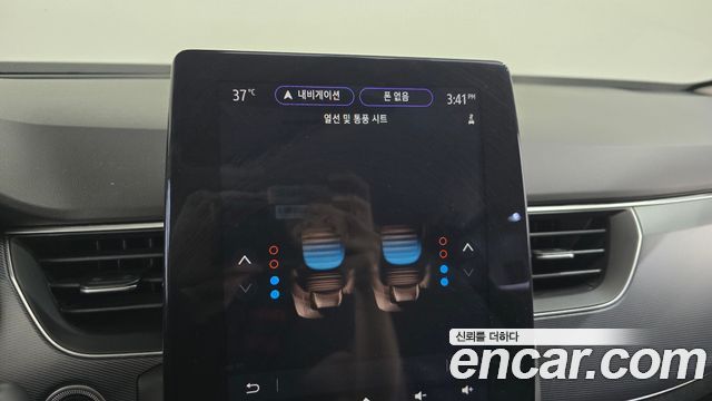 Renault Korea XM3 1.3 TCe RE Signature 2023 — фото 31