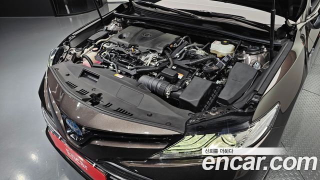 Toyota Camry (XV70) 2.5 XLE Hybrid 2019 — фото 6