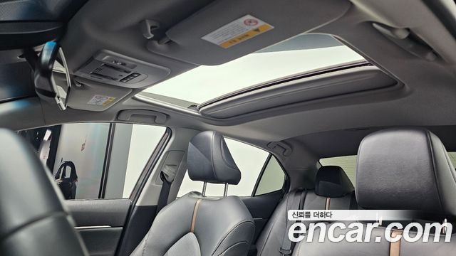 Toyota Camry (XV70) 2.5 XLE Hybrid 2019 — фото 30