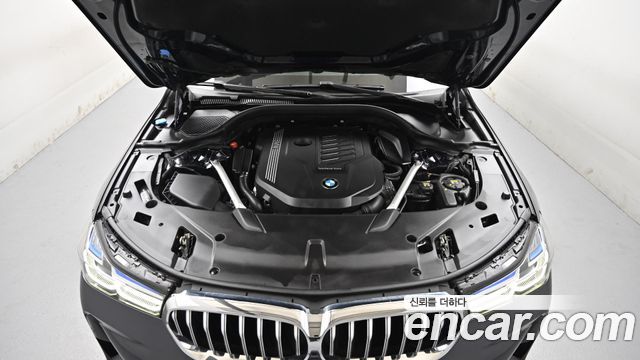 BMW 6 Series GT (G32) 630i xDrive M Sport 2023 — фото 8