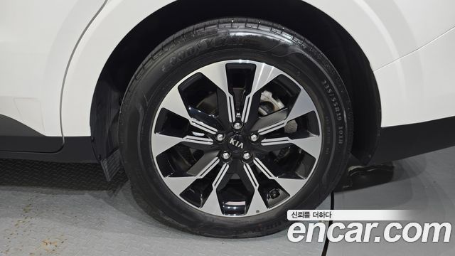 Kia Carnival (IV) Diesel 9-Seater Prestige 2021 — фото 21