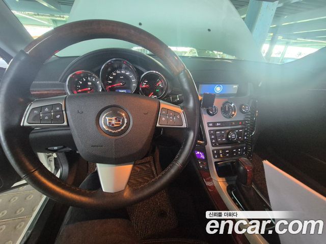 Cadillac CTS (II) 3.6 Premium 2012 — фото 9