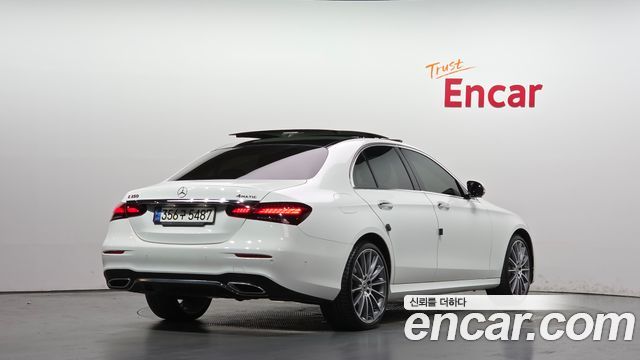 Mercedes-Benz E-Class (W213) E350 4MATIC AMG Line 2022 — фото 2