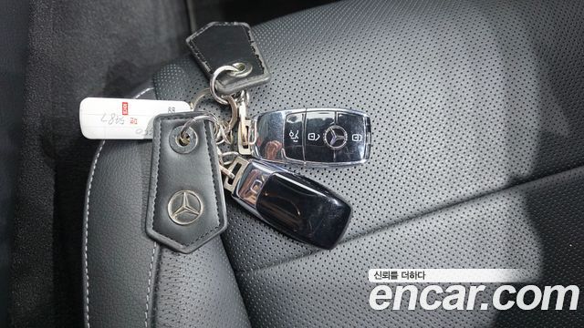 Mercedes-Benz E-Class (W213) E350 4MATIC AMG Line 2022 — фото 16