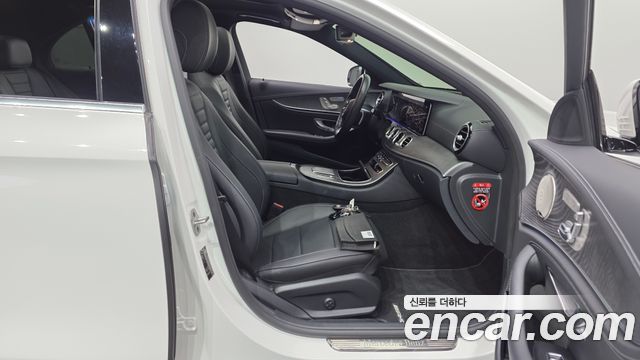 Mercedes-Benz E-Class (W213) E350 4MATIC AMG Line 2022 — фото 26
