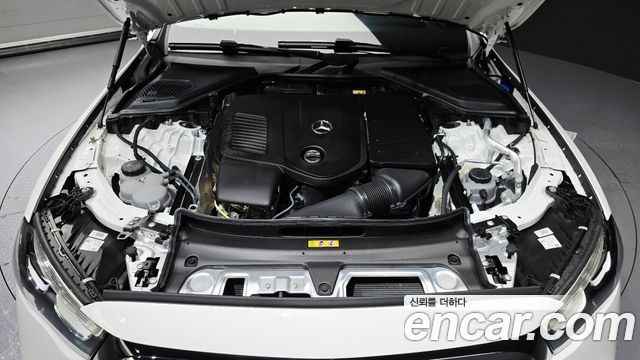 Mercedes-Benz E-Class (W214) E200 Avantgarde 2025 — фото 6