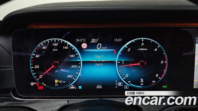 Mercedes-Benz E-Class (W213) E220d 4MATIC AMG Line 2021 — фото 8
