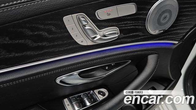 Mercedes-Benz E-Class (W213) E220d 4MATIC AMG Line 2021 — фото 20