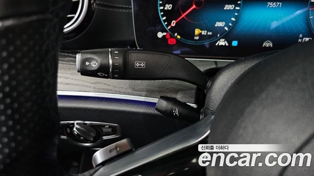Mercedes-Benz E-Class (W213) E220d 4MATIC AMG Line 2021 — фото 36