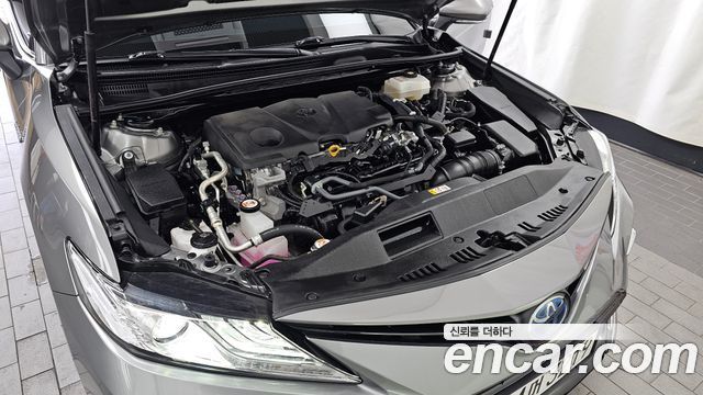 Toyota Camry (XV70) 2.5 XLE Hybrid 2023 — фото 6