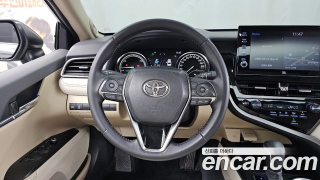 Toyota Camry (XV70) 2.5 XLE Hybrid 2023 — фото 13